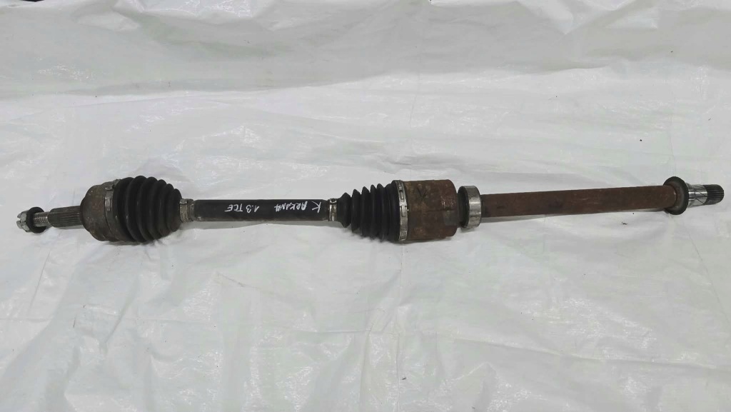 Купить Приводной вал правый  renault arkana 1.3 tce автоматическая коробка передач 22 tyś km