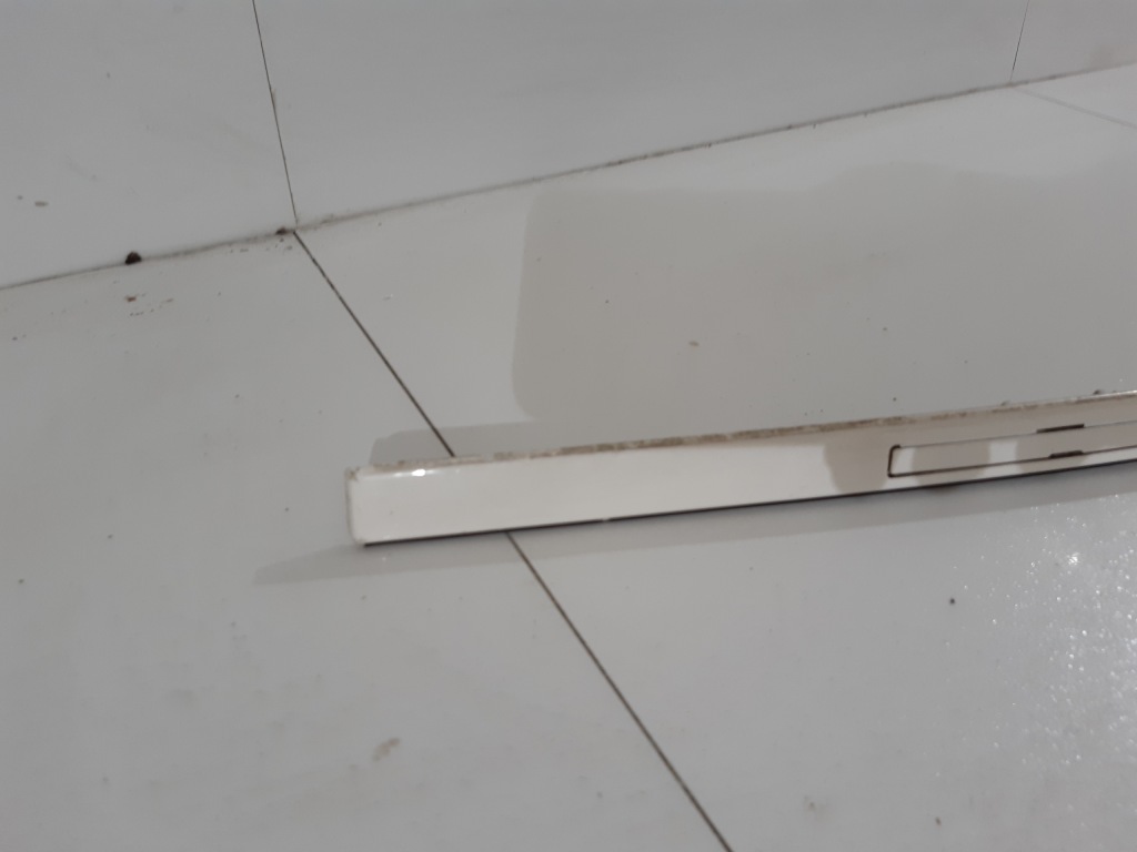 Opel adam молдинг кровельная левая 13363467 Недорого