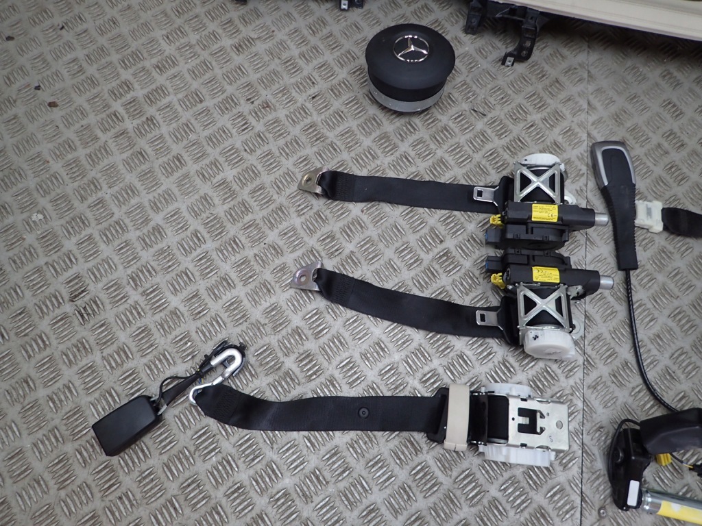 Mercedes benz s w222 рестайлинг  панель  приборная панель приборная панель подушка безопасности подушки безопасности ремни n6 Киев