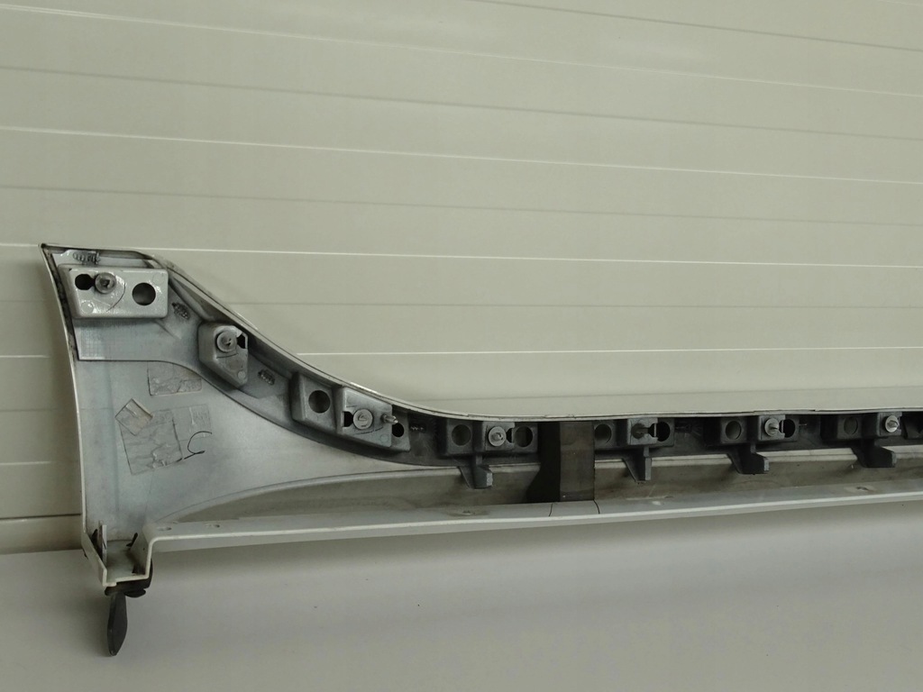 фото №9, Молдинг поріг накладка поріг ліва white jaguar xe x760 2015-2024 r-sport