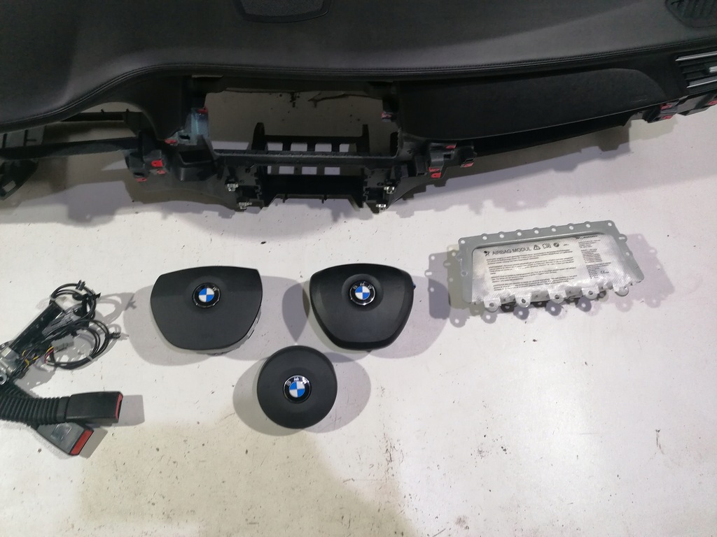 фото №6, Bmw 7 f01 f02 приборная панель консоль подушка безопасности подушки безопасности ремни