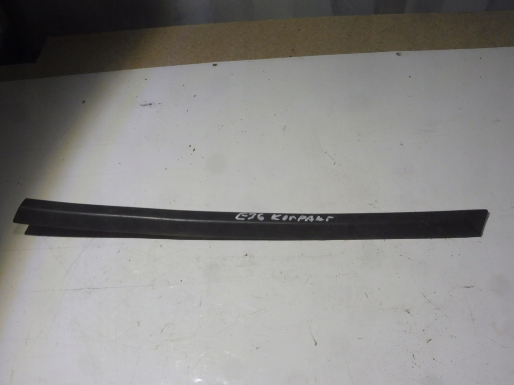 фото №1, Bmw e36 compact молдинг крыла задняя левый задняя левая 8146361