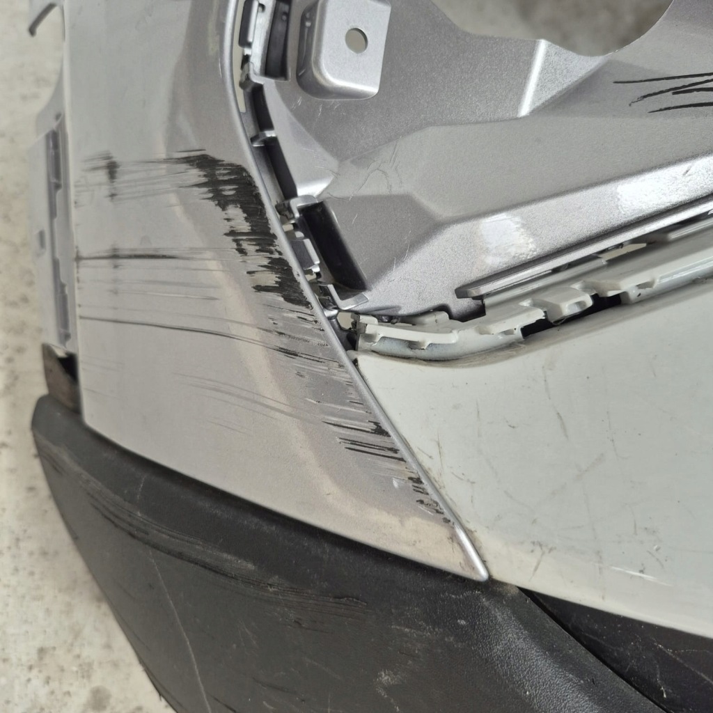 фото №11, Audi q4 e-tron 21- бампер перед передній sprysk pdc