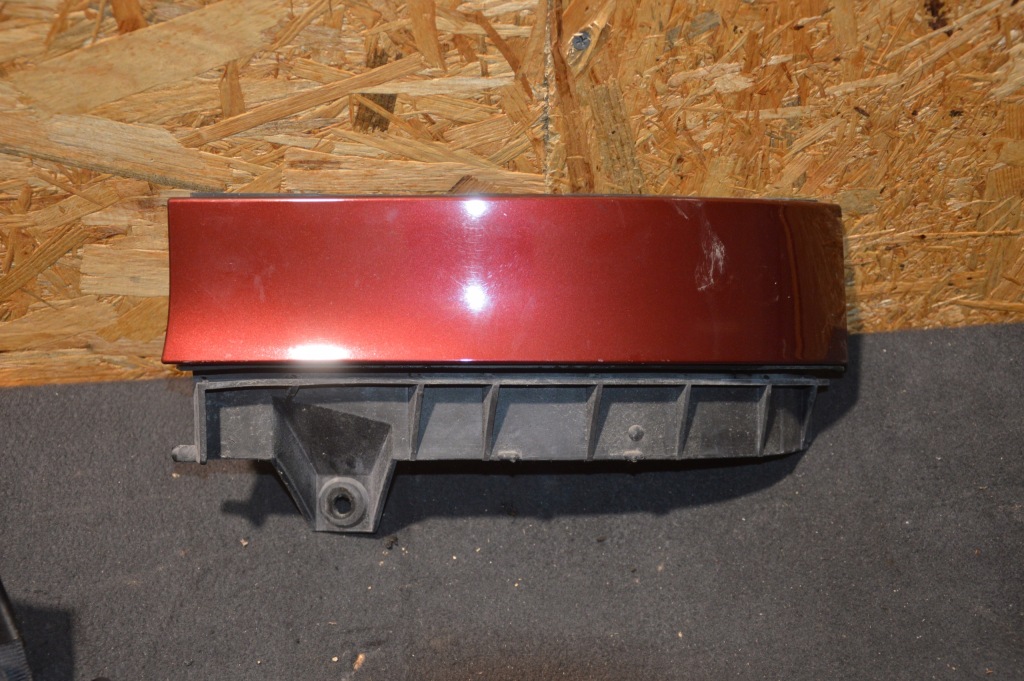 фото №1, Audi a3 8l 5d направляющая правый задняя lz3l