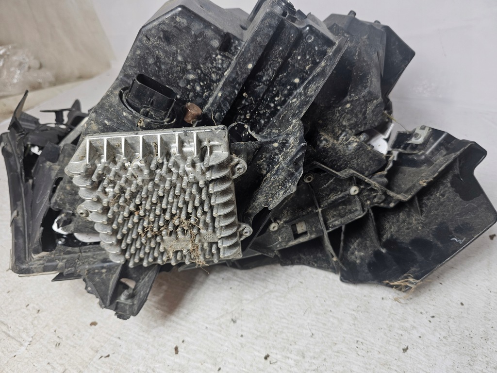 фото №13, Dodge ram v 19- лампа левый правый перед full led 68316089ah usa