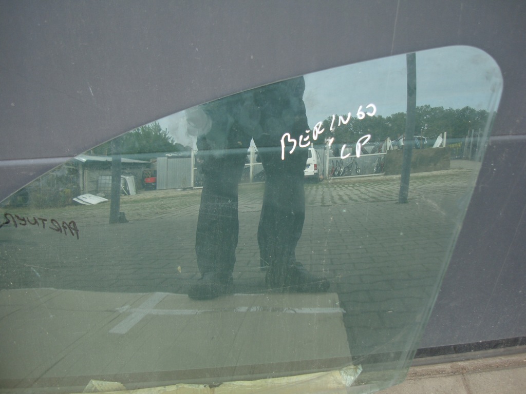 фото №2, Berlingo partner ii стекло дверь левая передняя