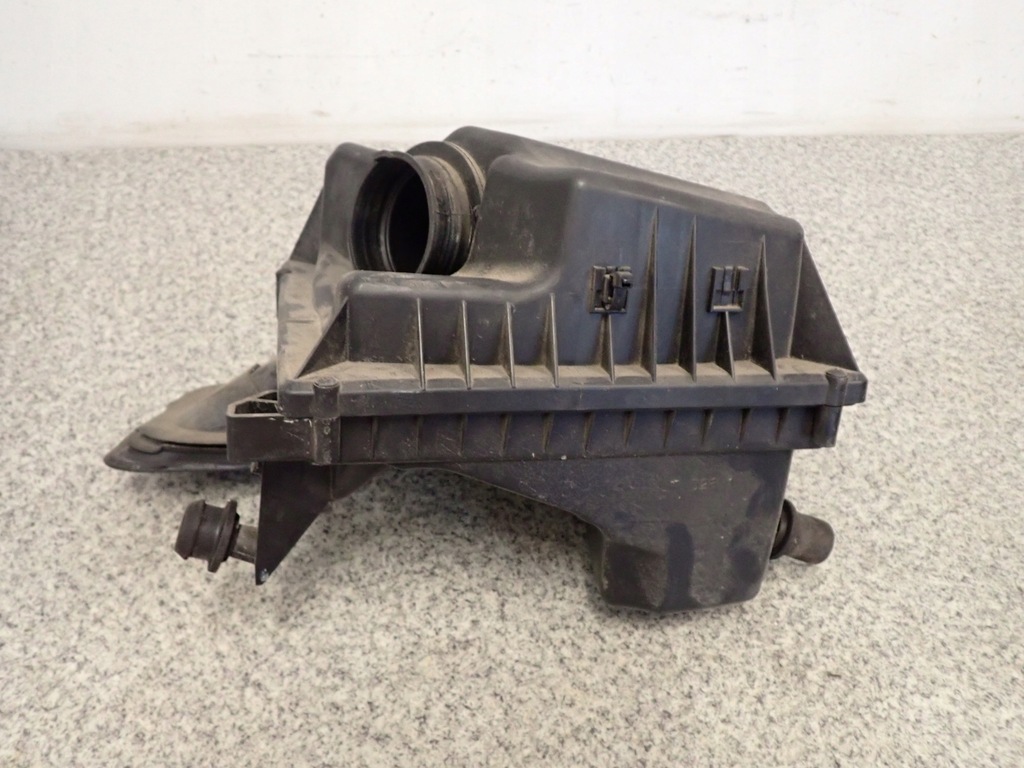 фото №4, Chevrolet cruze 1.7d 08- корпус фильтра воздуха