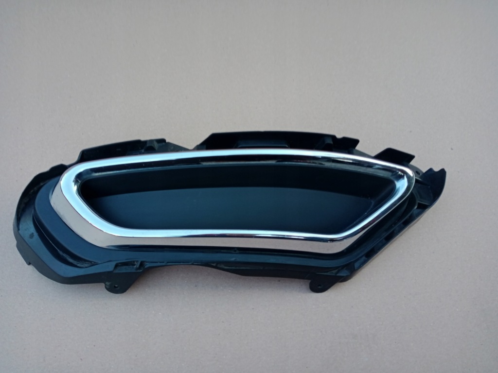 фото №1, Vw passat b8 ліва решітка бампера задня 2015r-