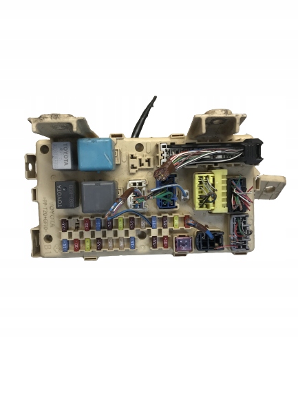 фото №1, Коробка запобіжників bsi avensis 82641-ca010-f