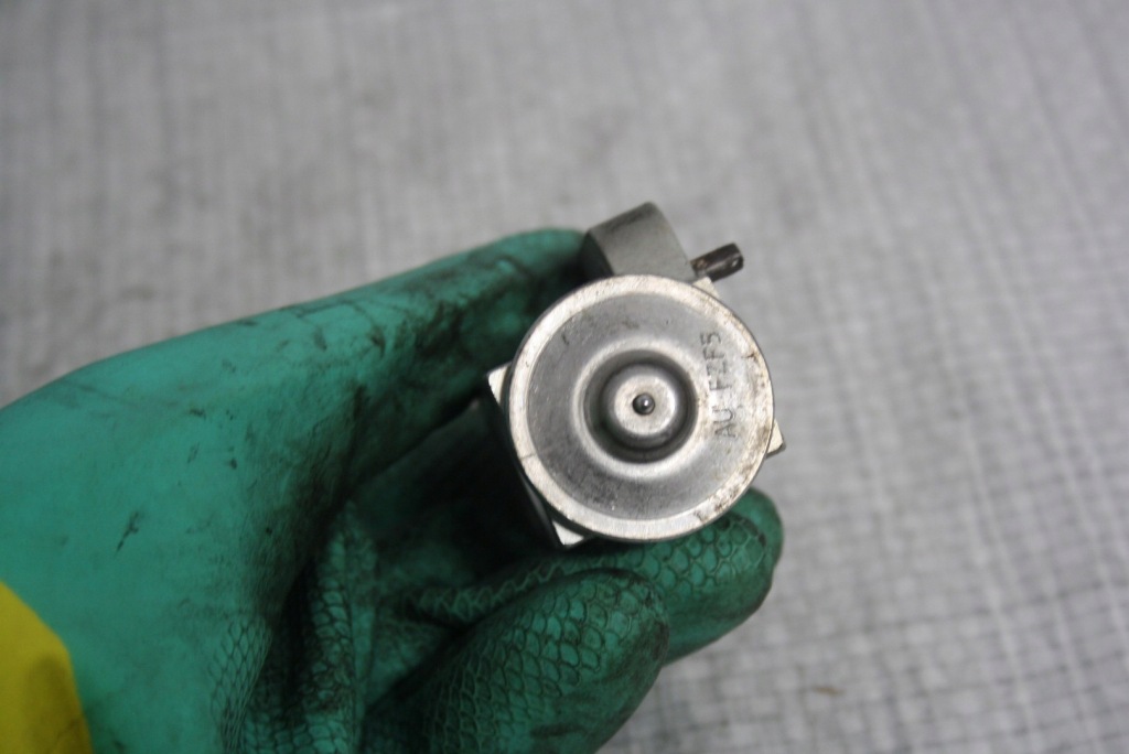 фото №13, Клапан расширительный vw polo 6q 9n ibiza iii 52268990