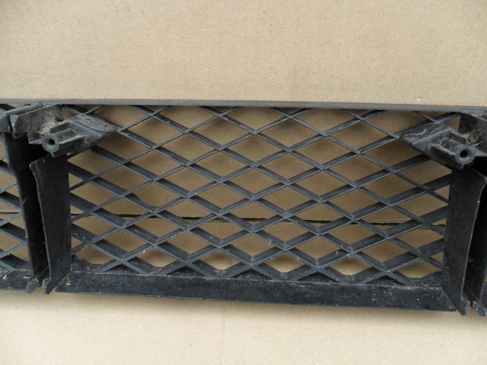 фото №14, Mazda premacy cp 1999 2000 2001 решітка бампера