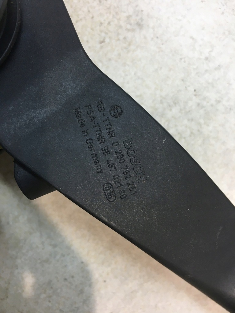 фото №5, Потенциометр газа citroen c3 i 1.4 0280752251 9646702180