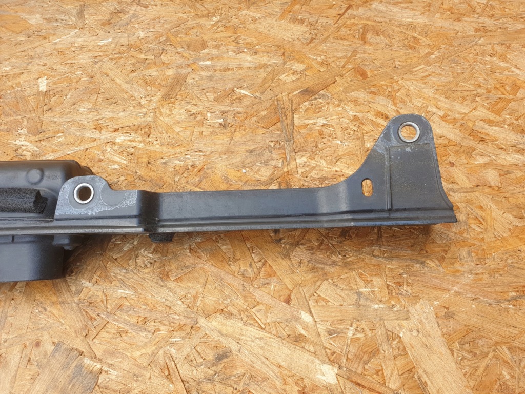 Range rover sport 2 l494 впуск повітря лівий кронштейн cpla-16151-ac в Україні