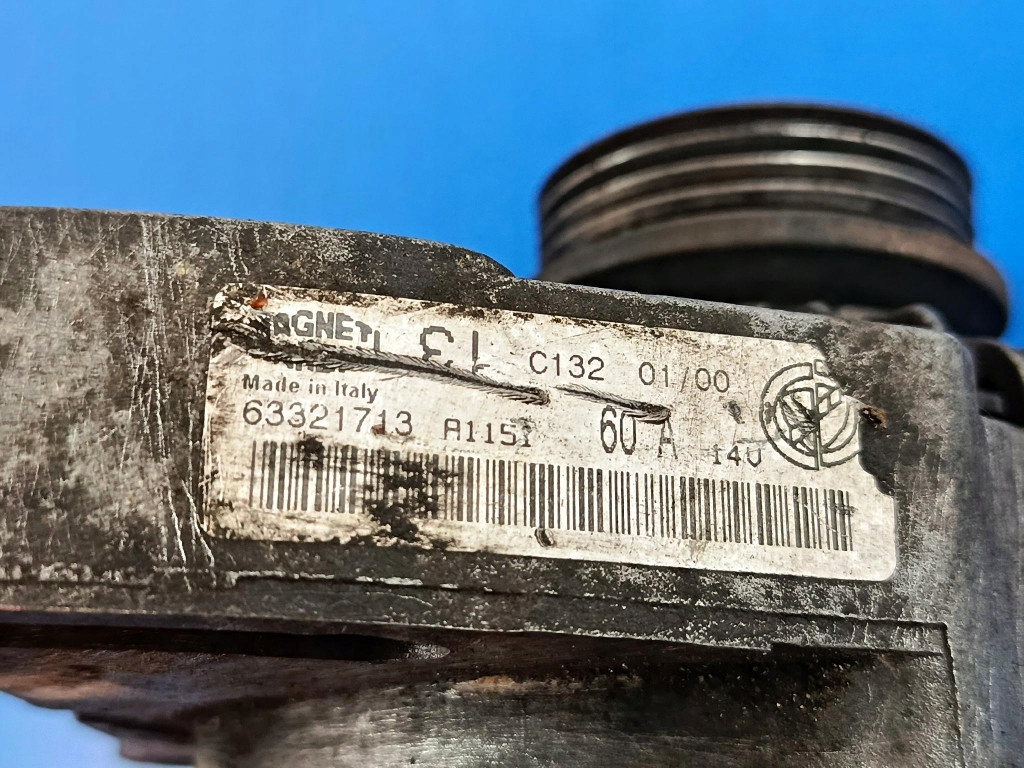 Fiat punto 2 генератор magneti marelli 60 amper 63321713 проверенный Недорого