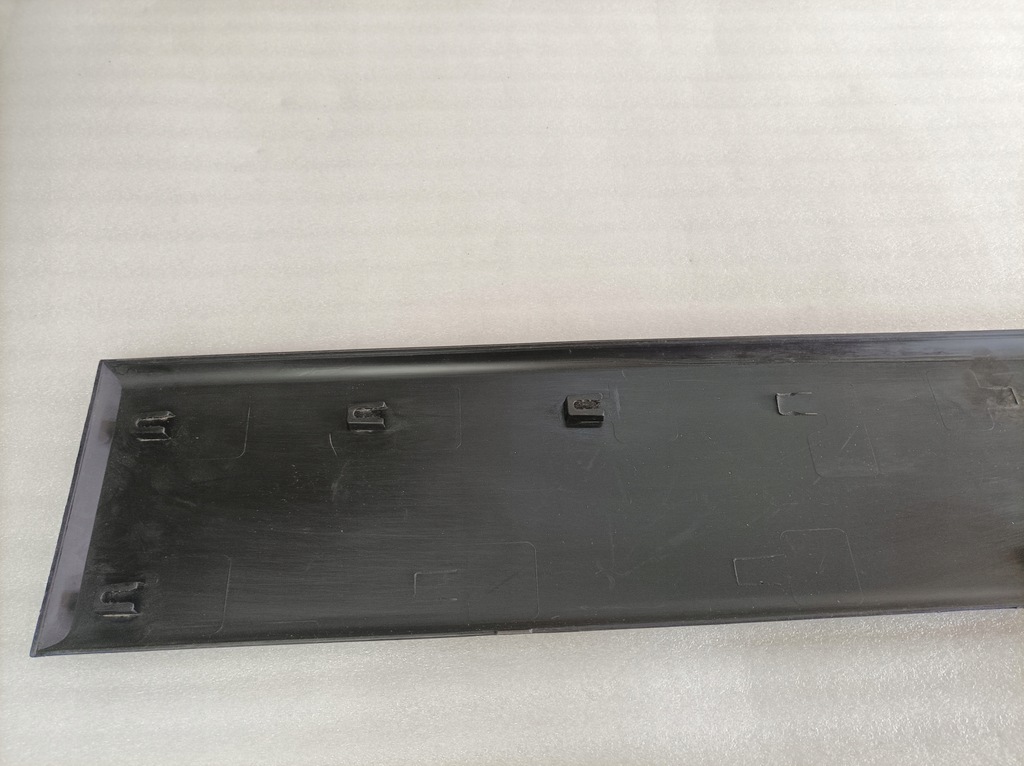 фото №8, Молдинг боковая левая renault trafic iii 768556674r