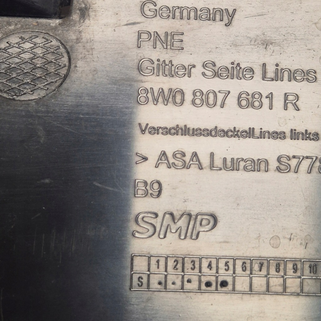 фото №8, Решётка бампера левая audi a4 b9 8w0807681r решётка радиатора заглушка рамка a4 b9 8w