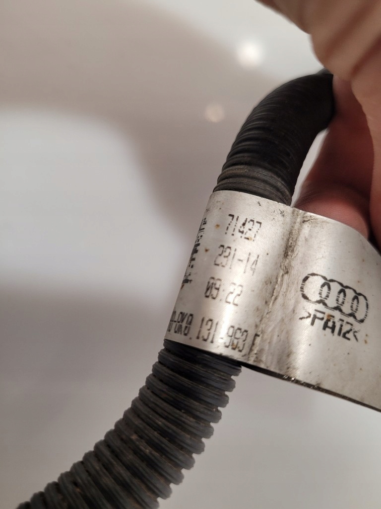 фото №4, Audi a4 b8 a5 шланг труба трубка wąż adblue 8k0