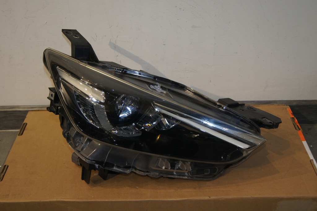 фото №1, Full led mazda cx-3 cx3 правая 10pin europa 2015-