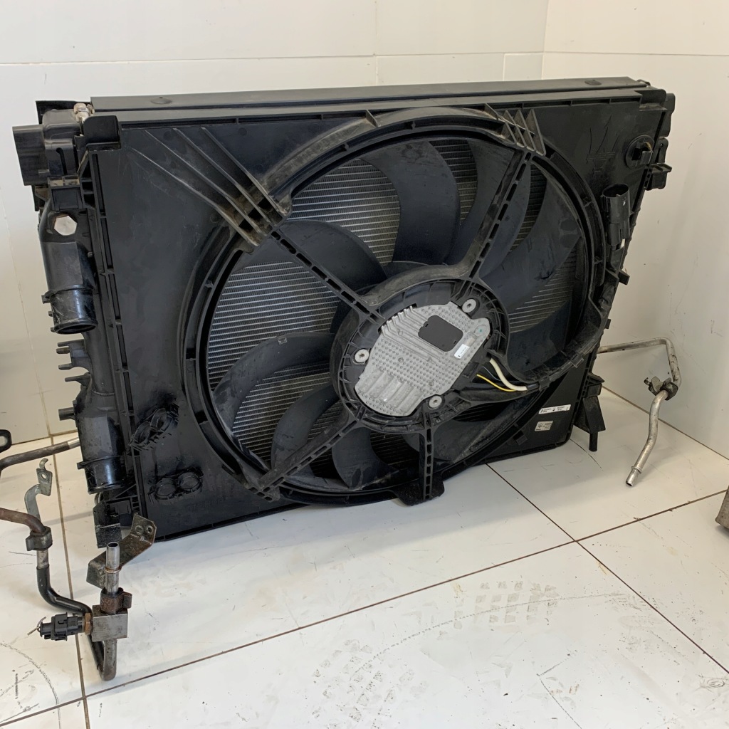 Капот бампер крылья лампы pas c820 kpl. перед maserati levante m161 18r Недорого