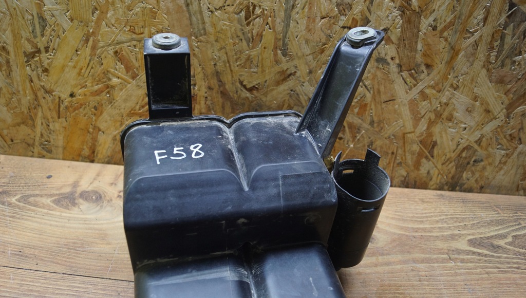 фото №8, Фильтр угольный audi q7 4l touareg 7l8201801a