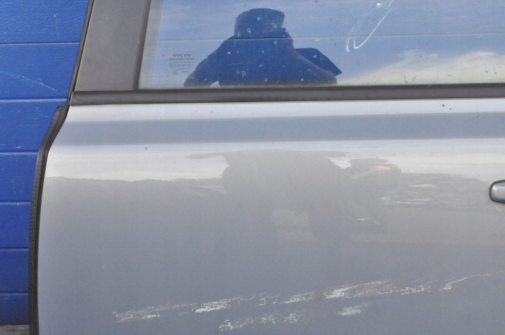 фото №7, Volvo v50 двері лівий задня задні kpl