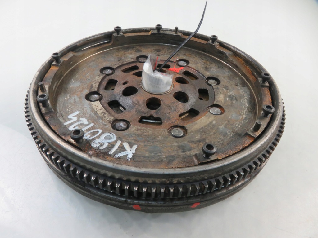 фото №4, Колесо двухмассовый audi a3 8p 2.0 fsi