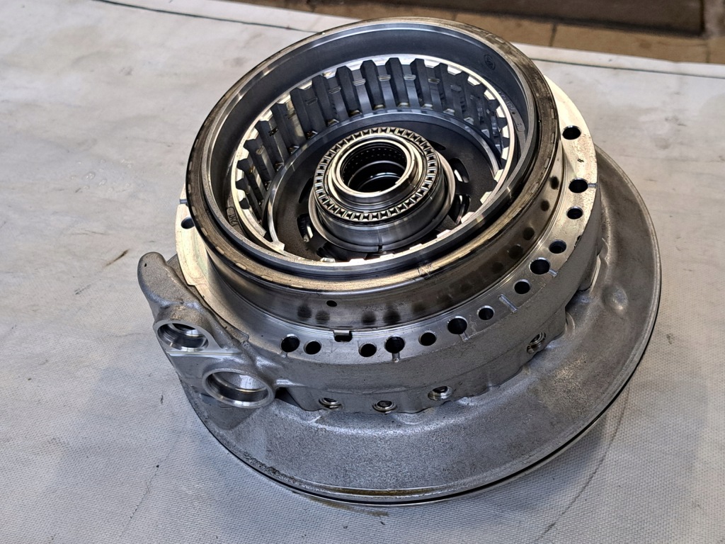 фото №2, 8hp45 насос масла