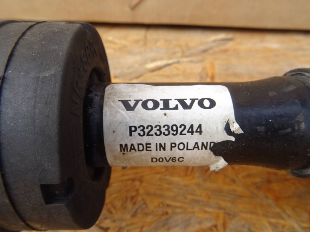 фото №2, Volvo xc60 ii lift приводной вал левая p32339244