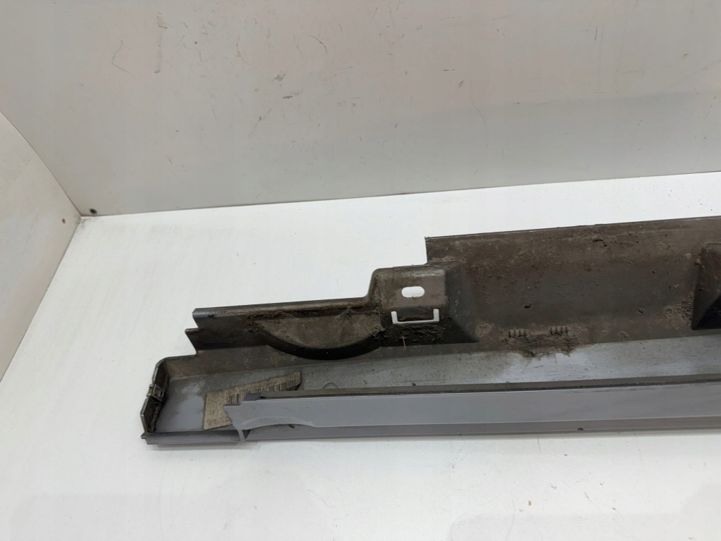 Vw passat b8 3g0 15- накладка  порог левая 3g0853857 Доставка