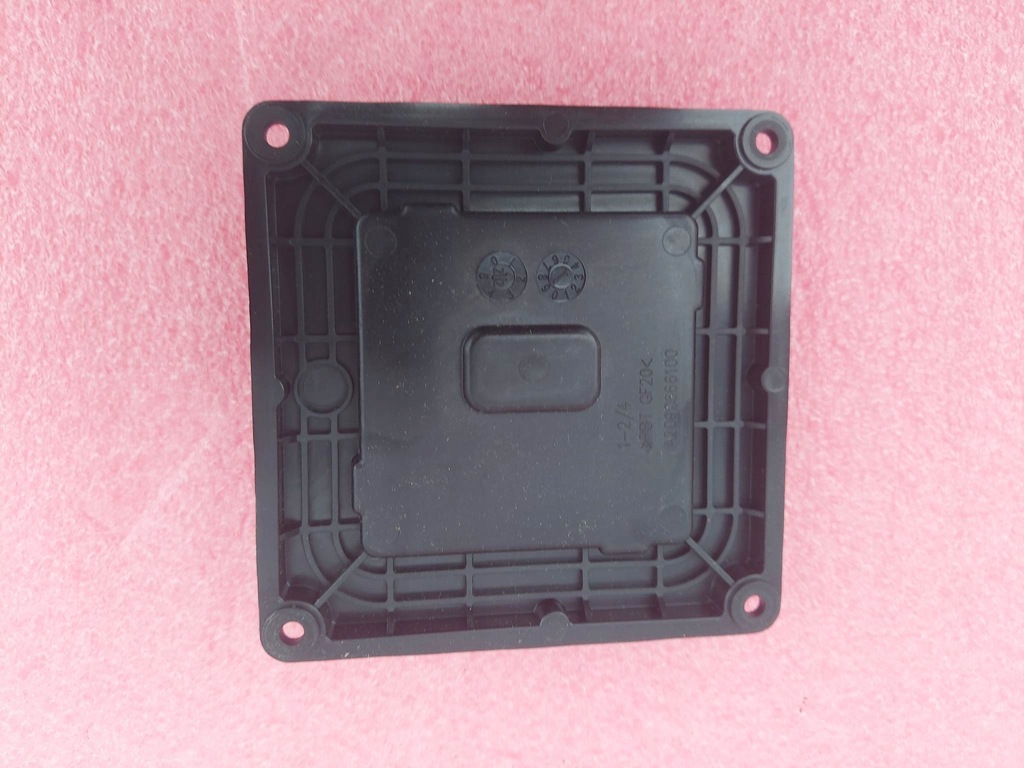 фото №1, Renault megane iv модуль лампы led новый оригинальный номер