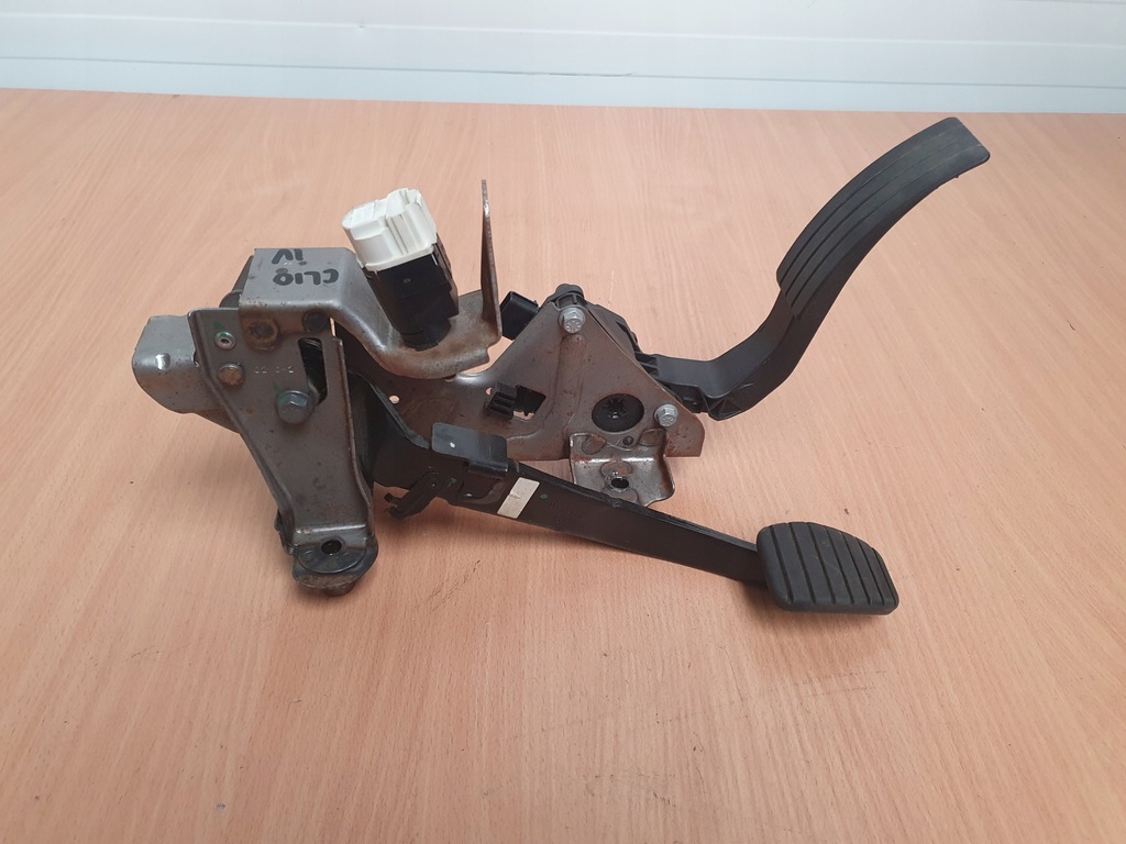 фото №1, Педаль тормоза газа renault clio iv 4