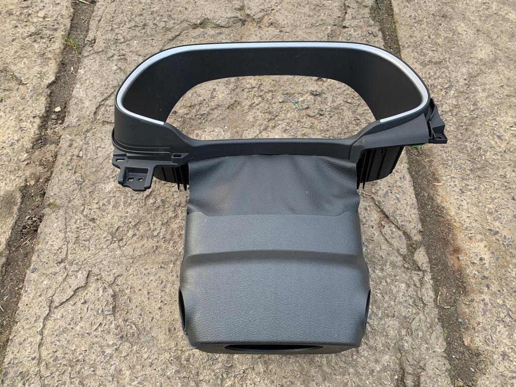 фото №1, Hyundai tucson iii рамка спідометра прилади колонки