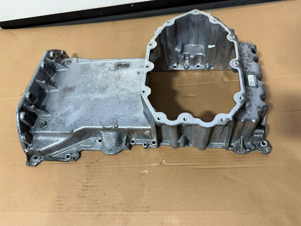 Купити Піддон масляна, піддон оливи, mercedes a6560140600