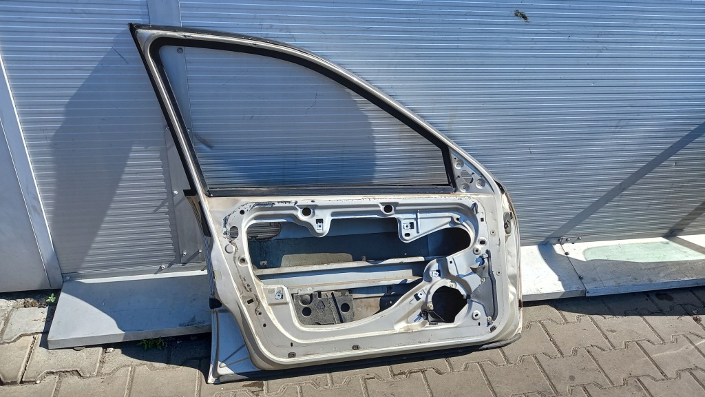 фото №12, Дверь левая перед renault laguna hb 99r