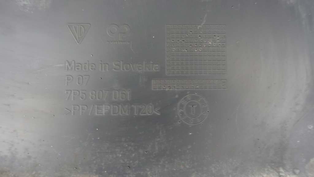 фото №7, Накладка бампера спойлер porsche cayenne 7p5807061