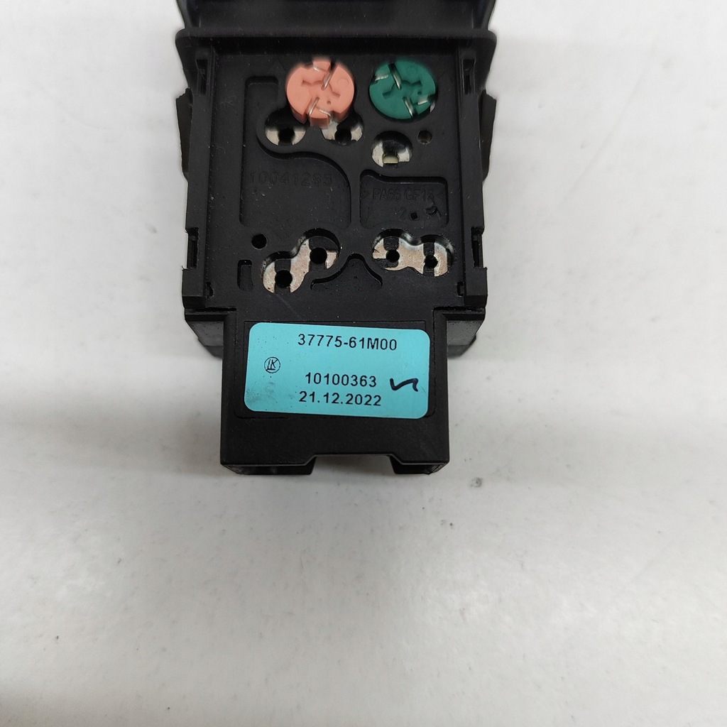 фото №8, Suzuki sx4 s-cross 2023 кнопка / вимикач датчика паркування pdc