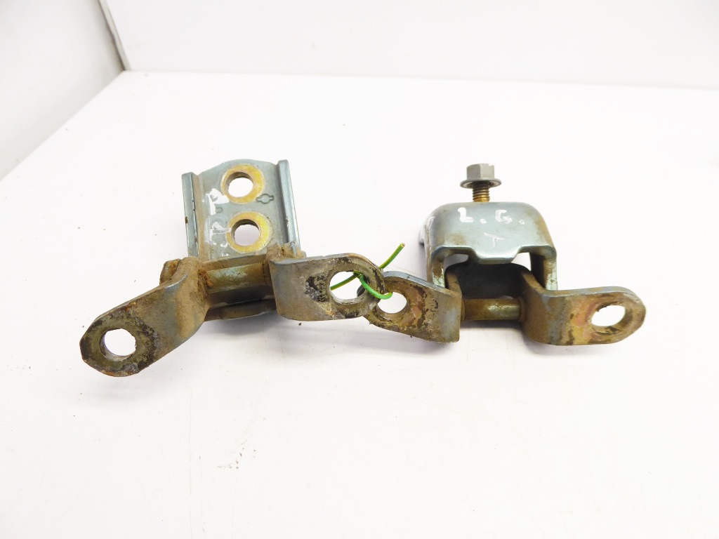 фото №1, Almera tino 5d петля дверь задняя левый kpl bw3k