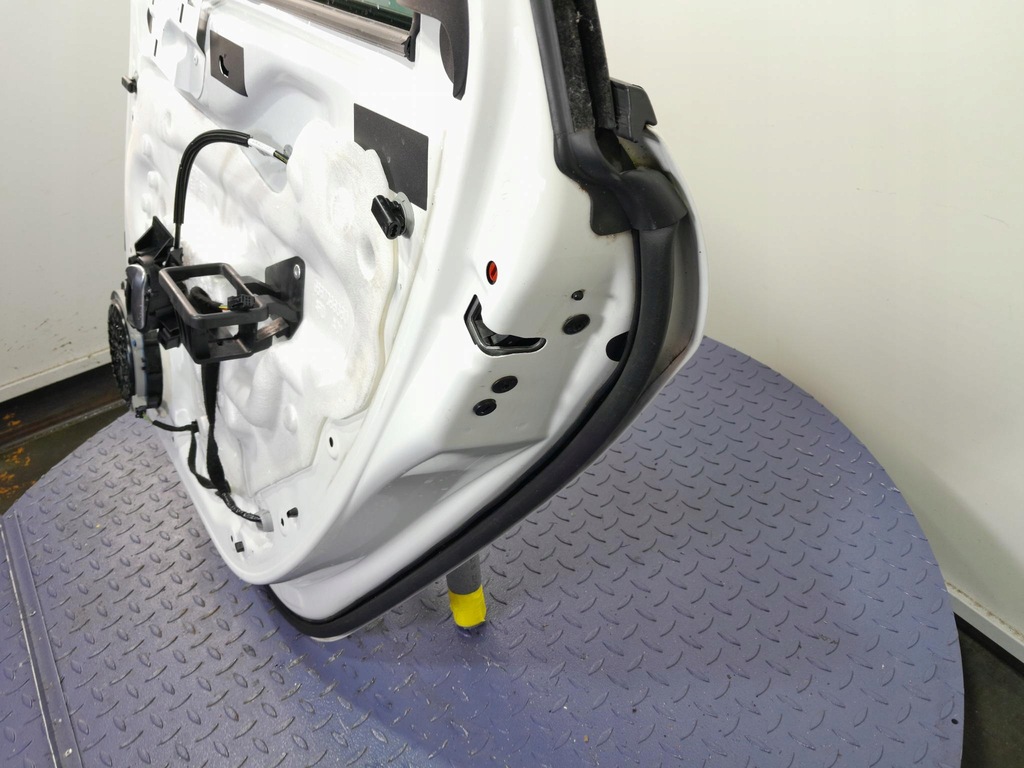 фото №11, Citroen c4 ii lift дверь задняя правое ewp