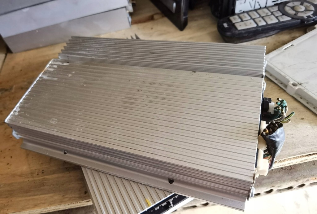 Купить Усилитель dodge journey 8767aaa2