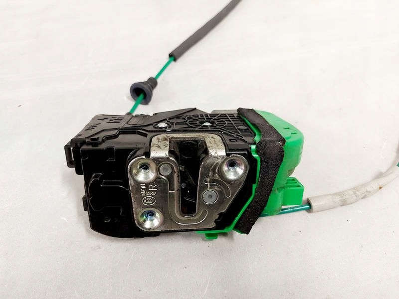 фото №6, Hyundai i40 замок правий перед 5pin 81320-3z010