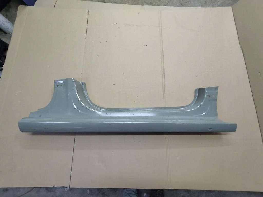 фото №1, Обшивка порог блок двигателя правый octavia iv новый orygin