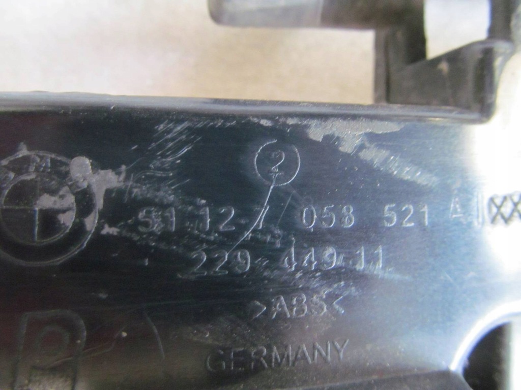 фото №9, Bmw 1 e81 e87 04-11 напрямна кронштейн середній бампера задня заднього c412