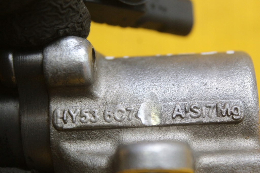 фото №7, Датчик faz распределительного вала aston martin 5.2 b v12 twin turbo db11 ae31 hy536c74