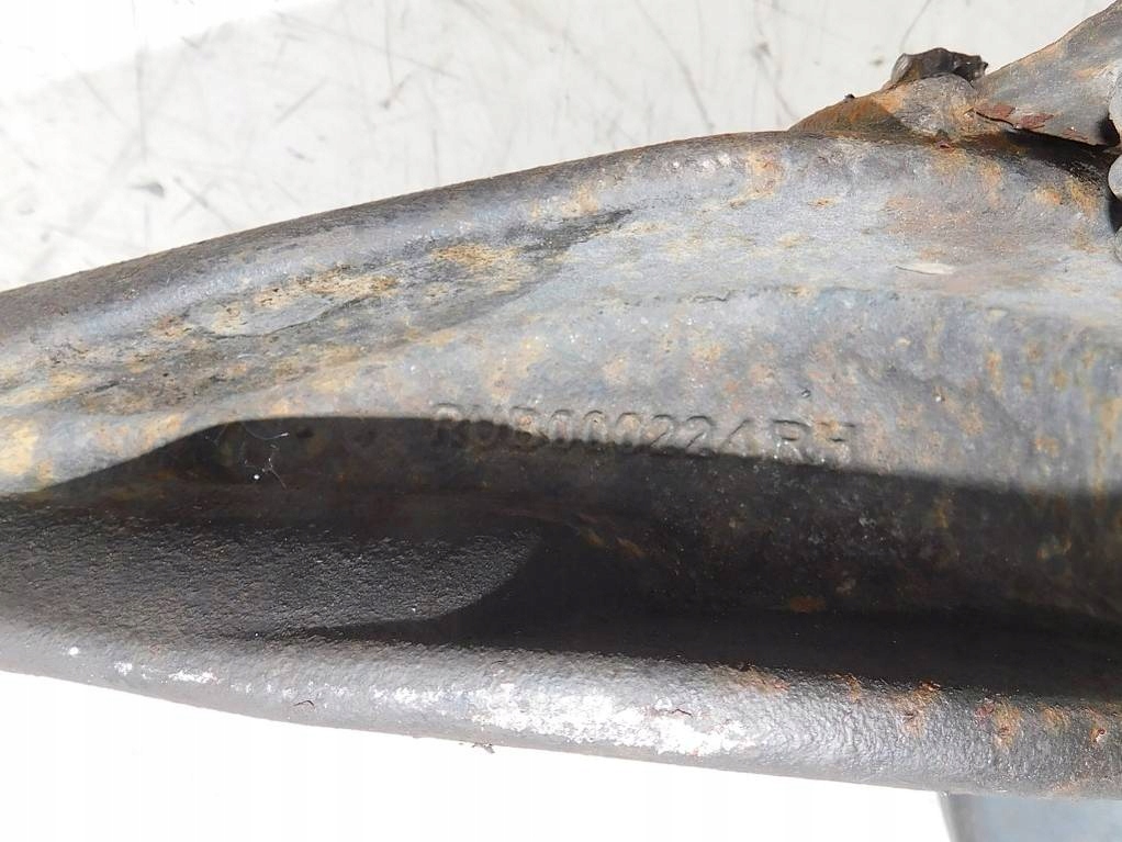 фото №12, Discovery iii l319 2.7td 04r поворотный кулак перед правый