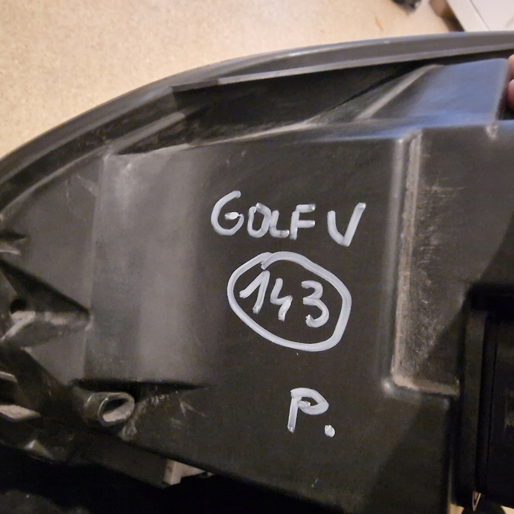 фото №8, Vw golf v фара szary 247300-00 143