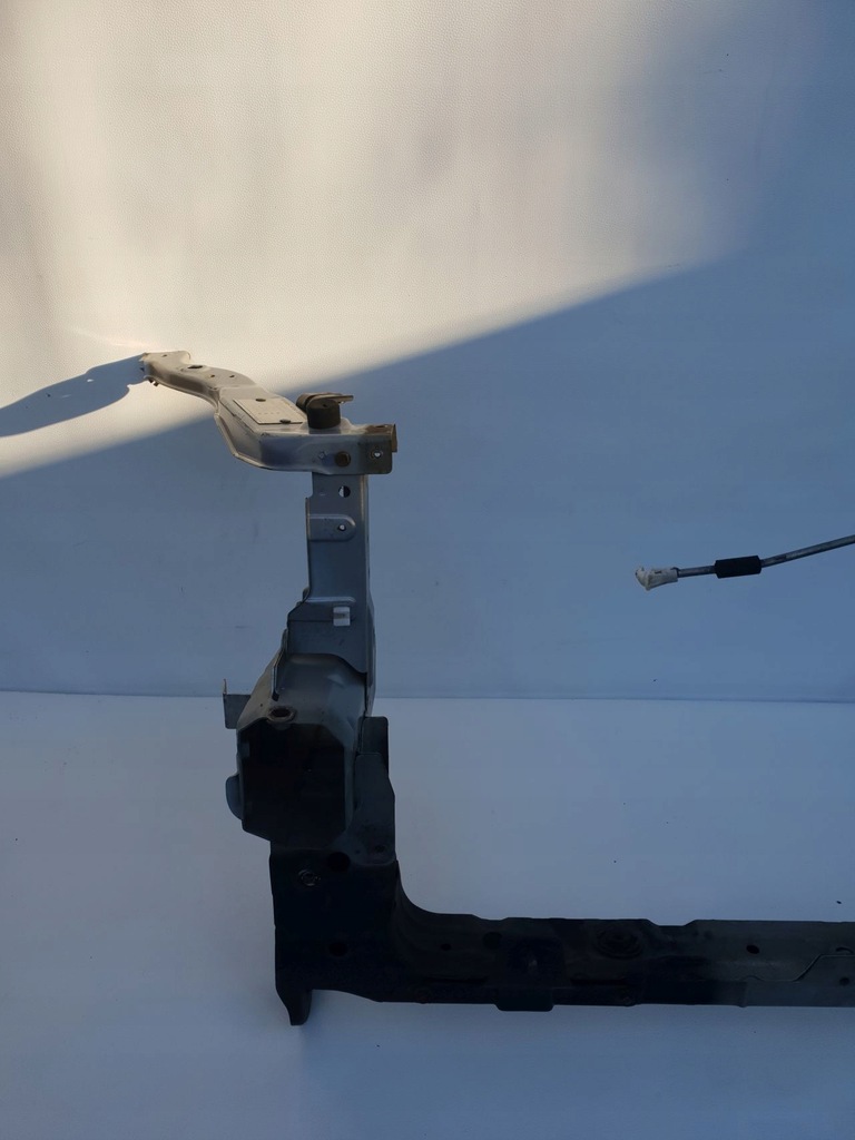 фото №1, Mitsubishi grandis 03-11 pas передний панель фары правый