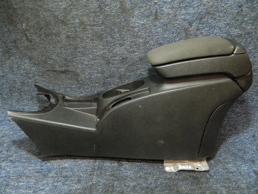 фото №8, Подлокотник туннель lancia delta 3 iii 08-14r.