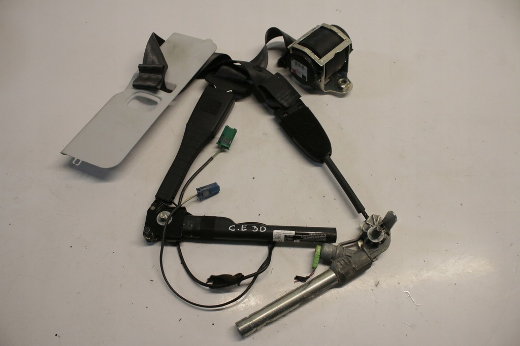 фото №7, Ремни безопасности opel corsa e