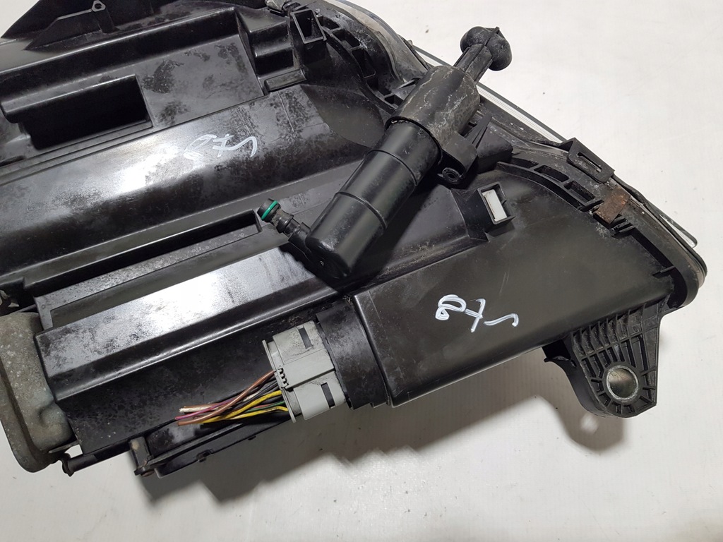 фото №7, Mercedes cls w218 c218 лампа led правый перед ксенон поворотный bixenon