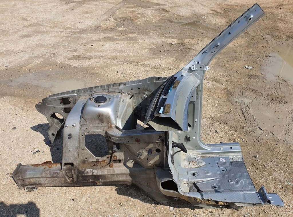 фото №3, Четверть лонжерон правый перед range rover l322